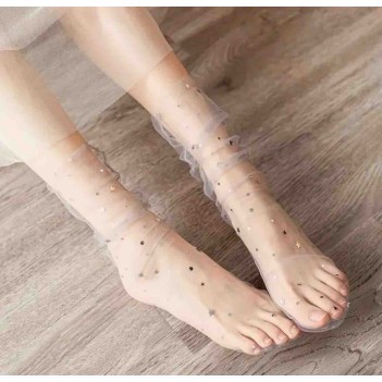 Ten rengi pullu kısa tül çorap