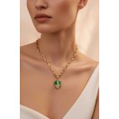 Yeşil Taş Detaylı Zarif Kolye – Altın Zincir Tasarım