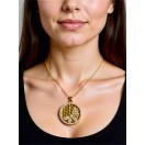 Yeşil Taşlı Bal Peteği Desenli Arı Figürlü Kolye |