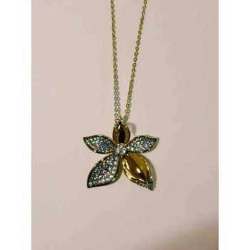 Çiçek Formlu Taşlı Kolye - Zarif ve Modern 
