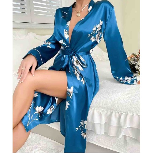 Mavi Çiçek Desenli Saten Kimono Sabahlık – Şık ve Zarif Ev Giyim