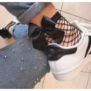 Siyah fiyonklu kısa file çorap