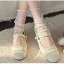 Beyaz dantel desenli kısa tül çorap